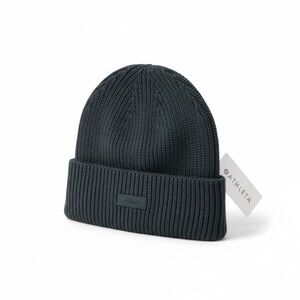 ✨ Athleta Ribbed Knit Beanie – NWT – Luxe Cozy Essential ✨